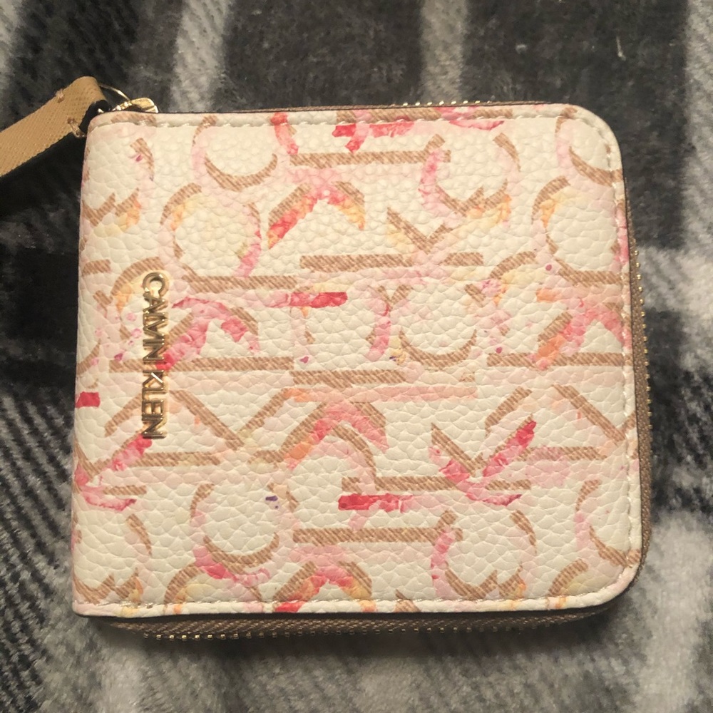 Beautiful wallet in perfect condition